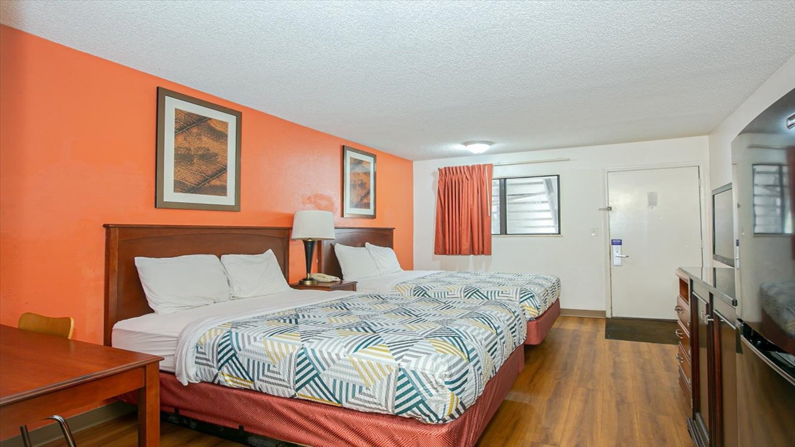 Double Bed Accommodation Beautiful Double Room